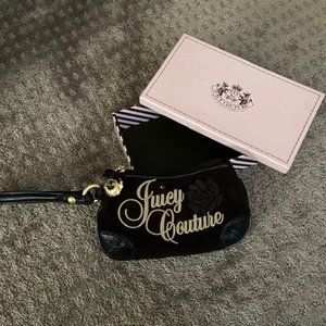 NWOT Juicy Couture Velour wristlet black gold